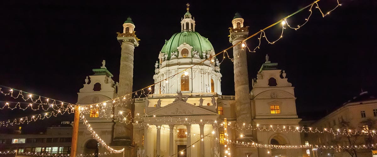 Vienna’s Christmas Market illuminated at night